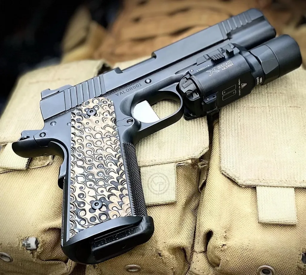 Legacy 1911 — view 2